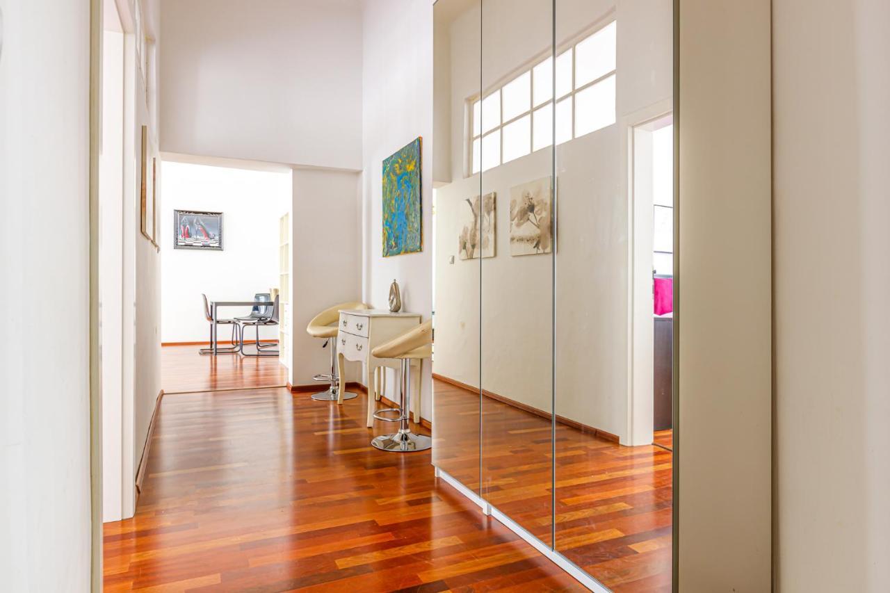 Newly Renovated Apartment In The Old Town Bratislava Eksteriør billede